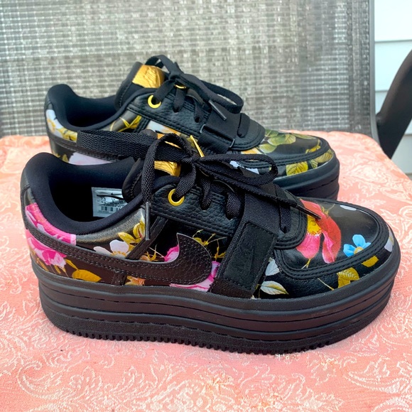 nike vandal 2k size 8